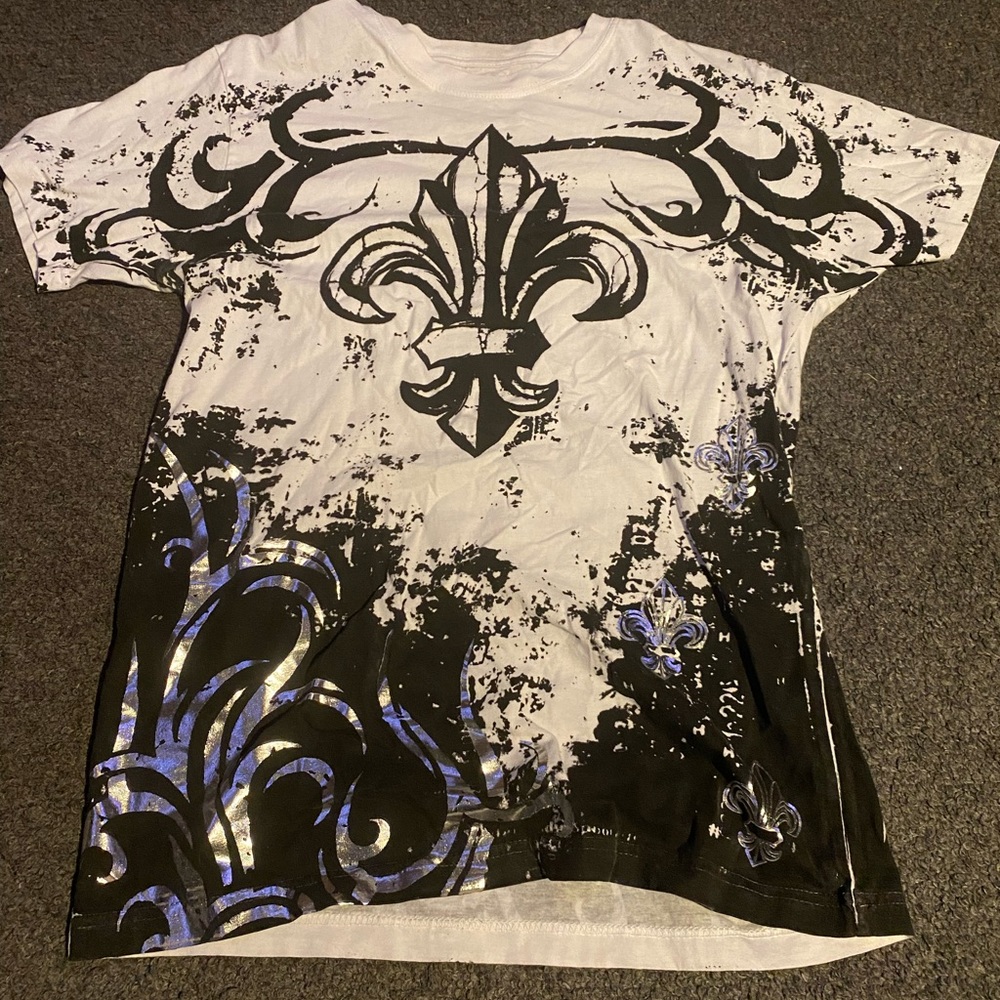 affliction/xtreme couture/archaic white shortsleeve shirt